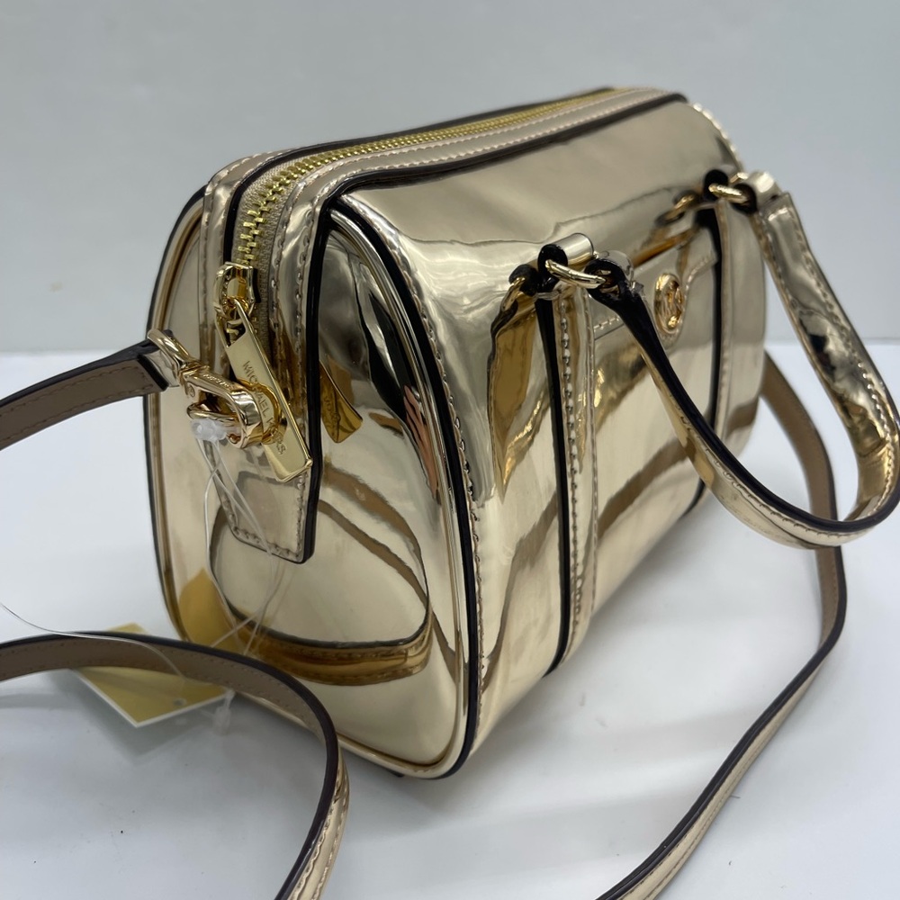 MICHAEL KORS Jet Set Sm Metallic Convertible Crossbody Duffle XBODY
Pale Gold - Picture 10 of 16